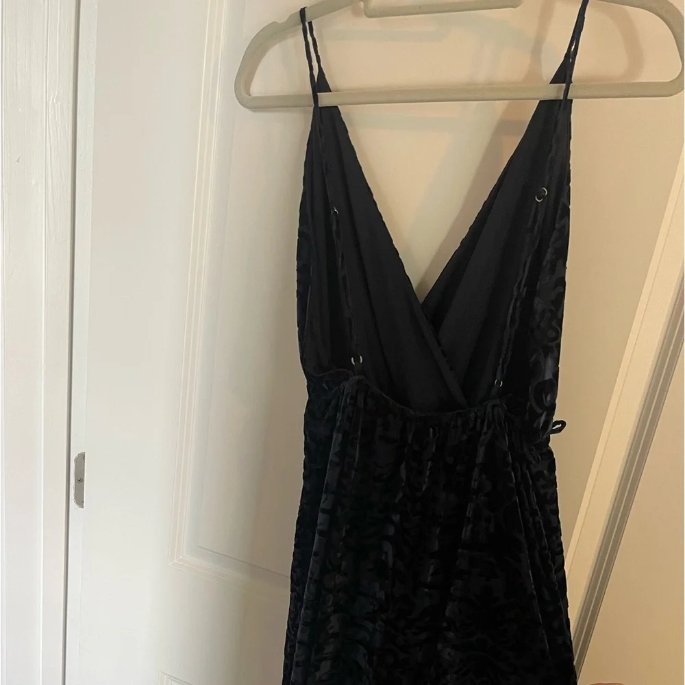 jumpsuit - Picture 2 of 3